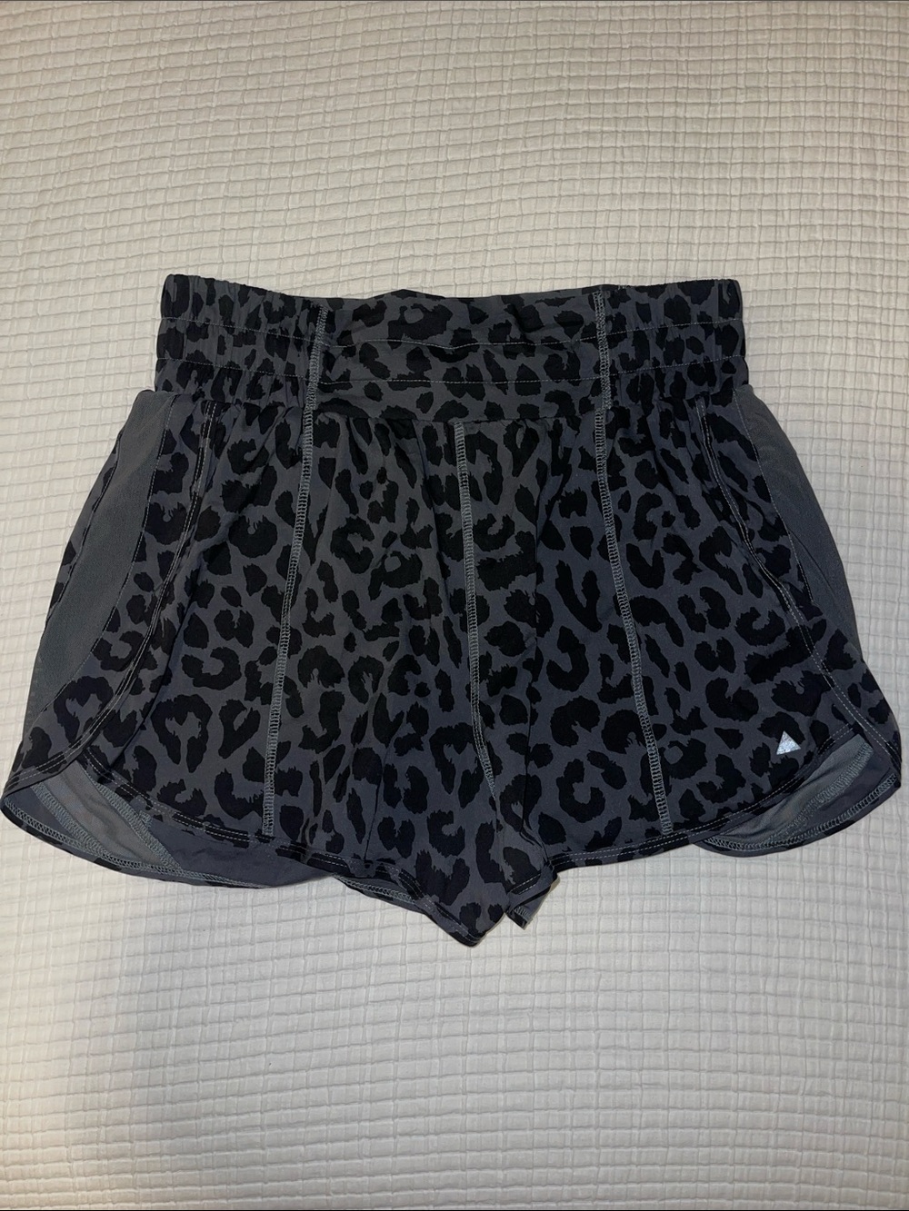 Vitality “The Breeze Short V1” size Small